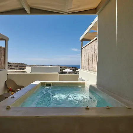 Adorno Hotel