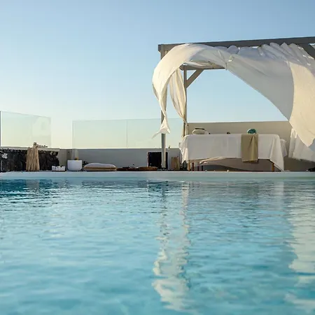 Adorno Hotel