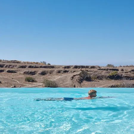 Adorno 3* Oia (Santorini)