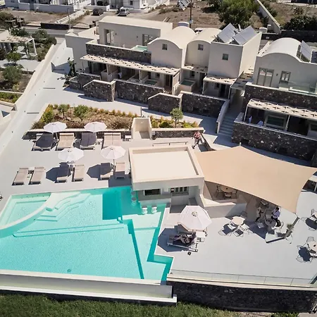 Adorno Hotel Oia (Santorini)