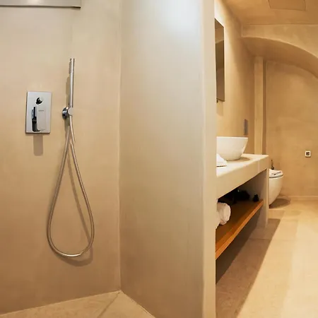 Adorno Hotel
