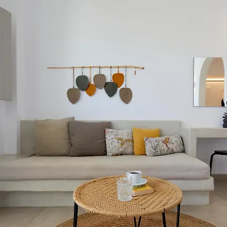 Hotel Adorno