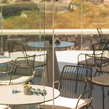 Adorno 3* Oia (Santorini)