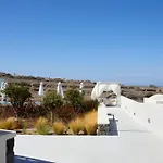 Adorno Hotel 3*