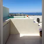 Hotel Adorno Oia (Santorini)