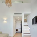 Hotel Adorno